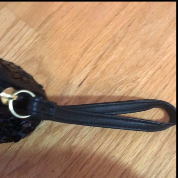 🎈Betsey Johnson Black heart Sequins Wristlet Clutch - Picture 3 of 6